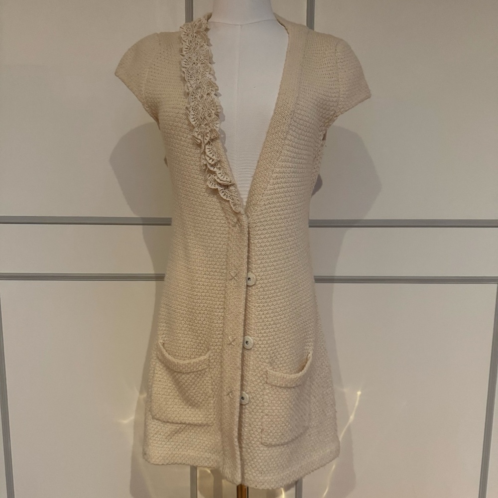 Tabitha Anthropologie Size S Ivory Wool Snap Ruffle Cardigan Sweater Pockets